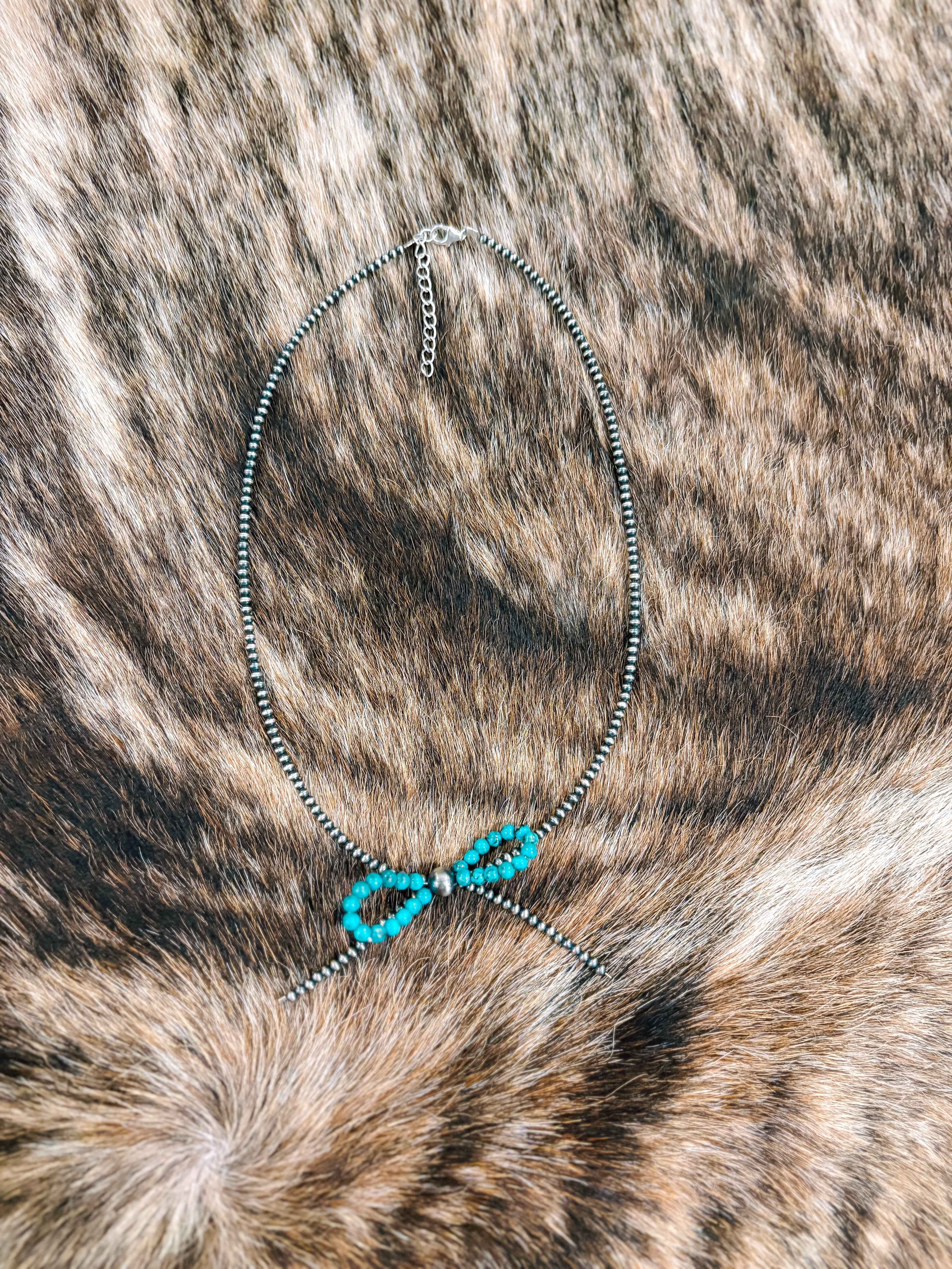 Navajo Pearl Bow Necklace